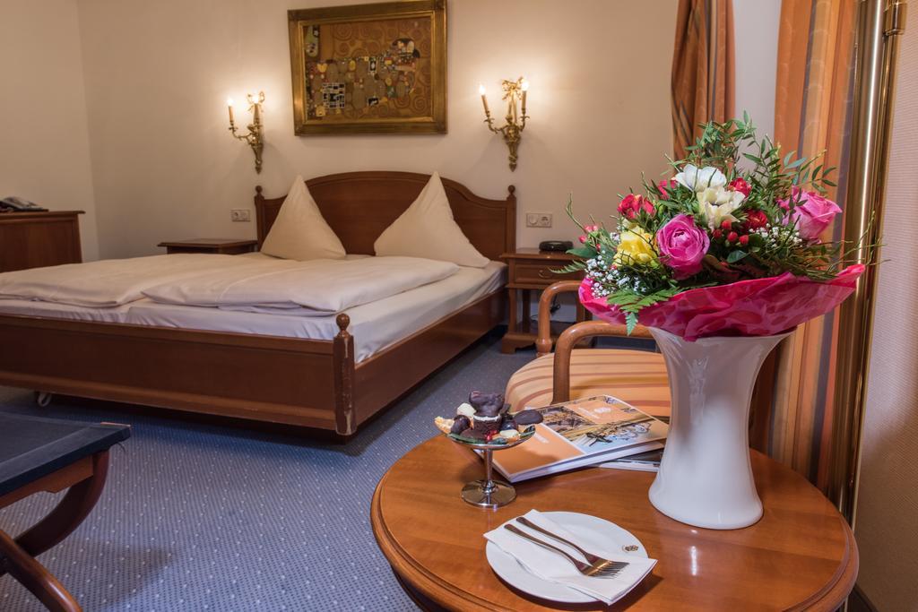 Hotel Goldener Loewe マイセン エクステリア 写真
