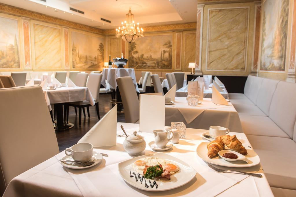 Hotel Goldener Loewe マイセン エクステリア 写真